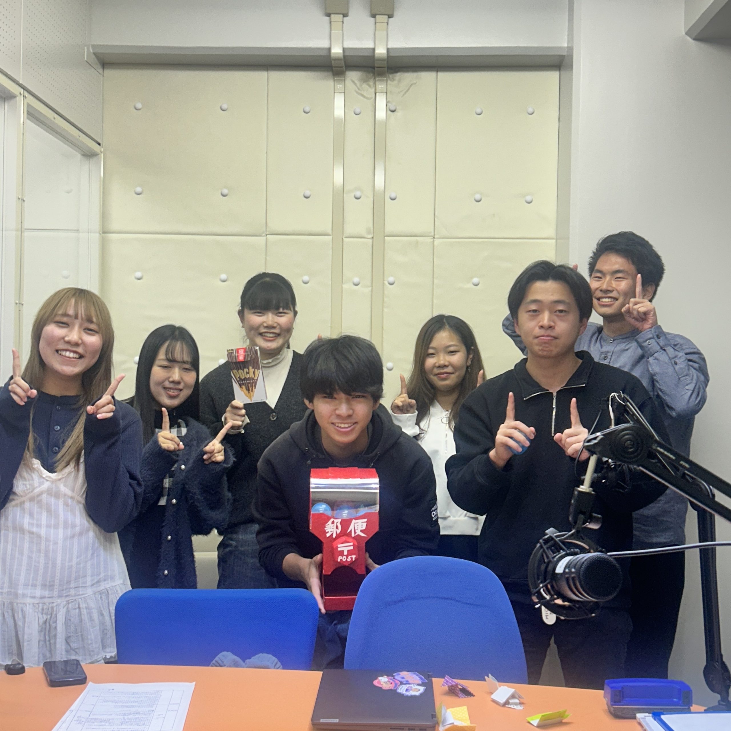 第982回「大人も回しちゃうカプセルトイ事情。」